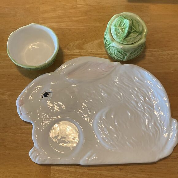Serving Platter Rabbit With Lettuce Dipping Bowl Set One Bowl With Lid. Vintage - Picture 3 of 8